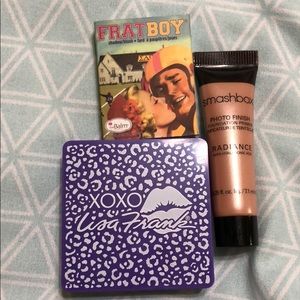 Makeup bundle!